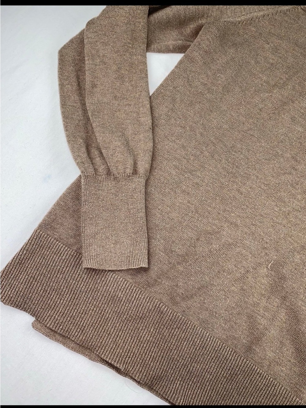 Sweater - Picture 4 of 7